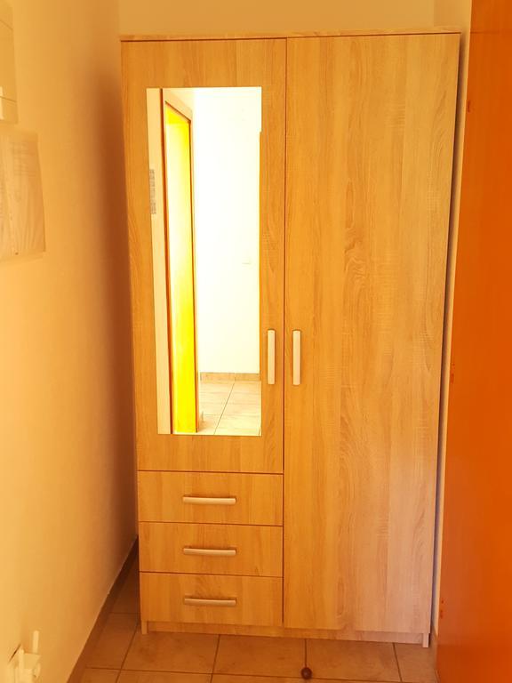Mirakul Apartment