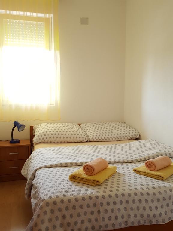 Mirakul Apartment *